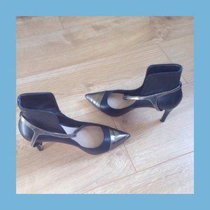 Leather Courts sandals Italian brand